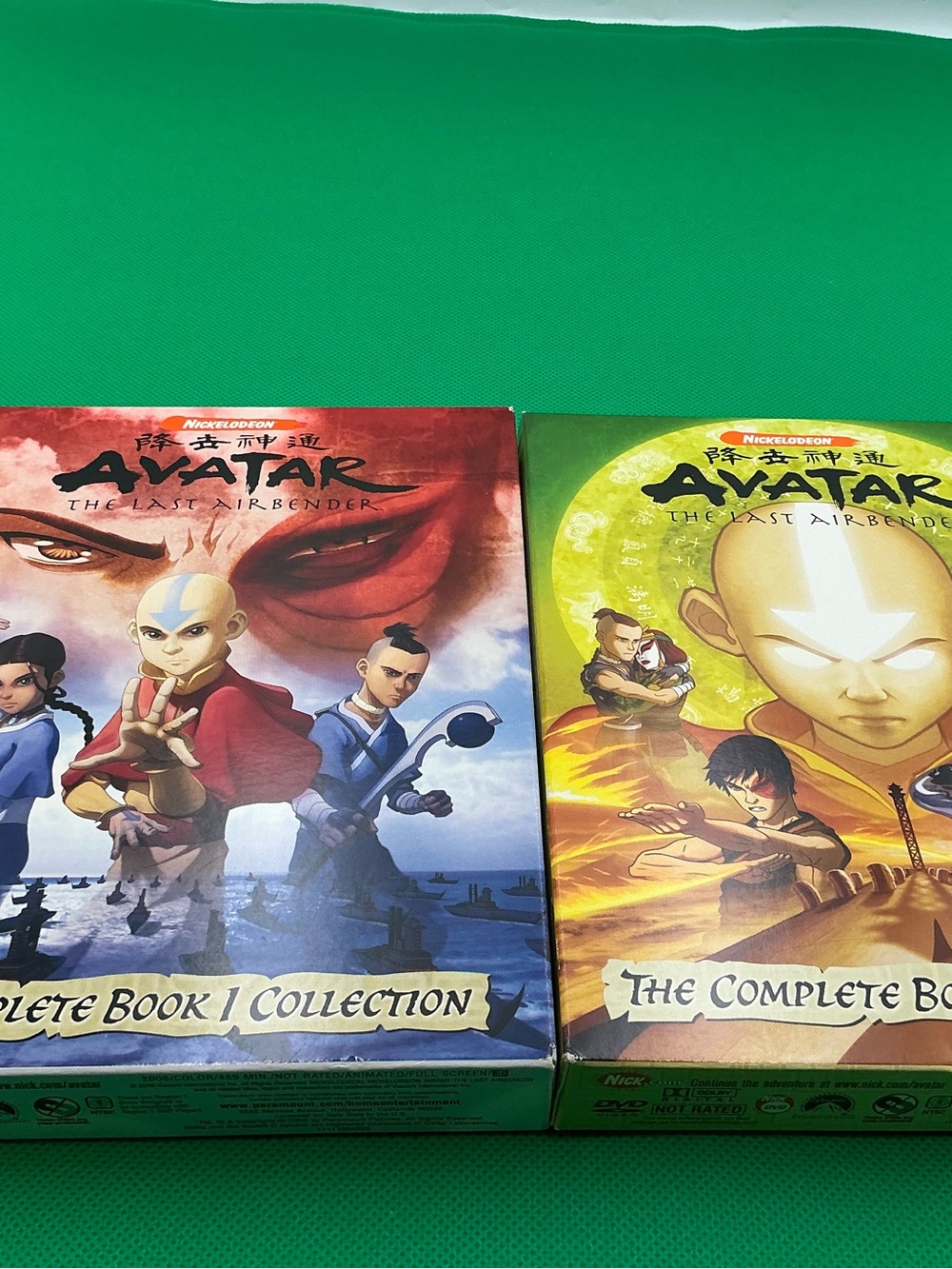 Nickelodeon Avatar: The Last Airbender DVD Boxes - Green & White Covers